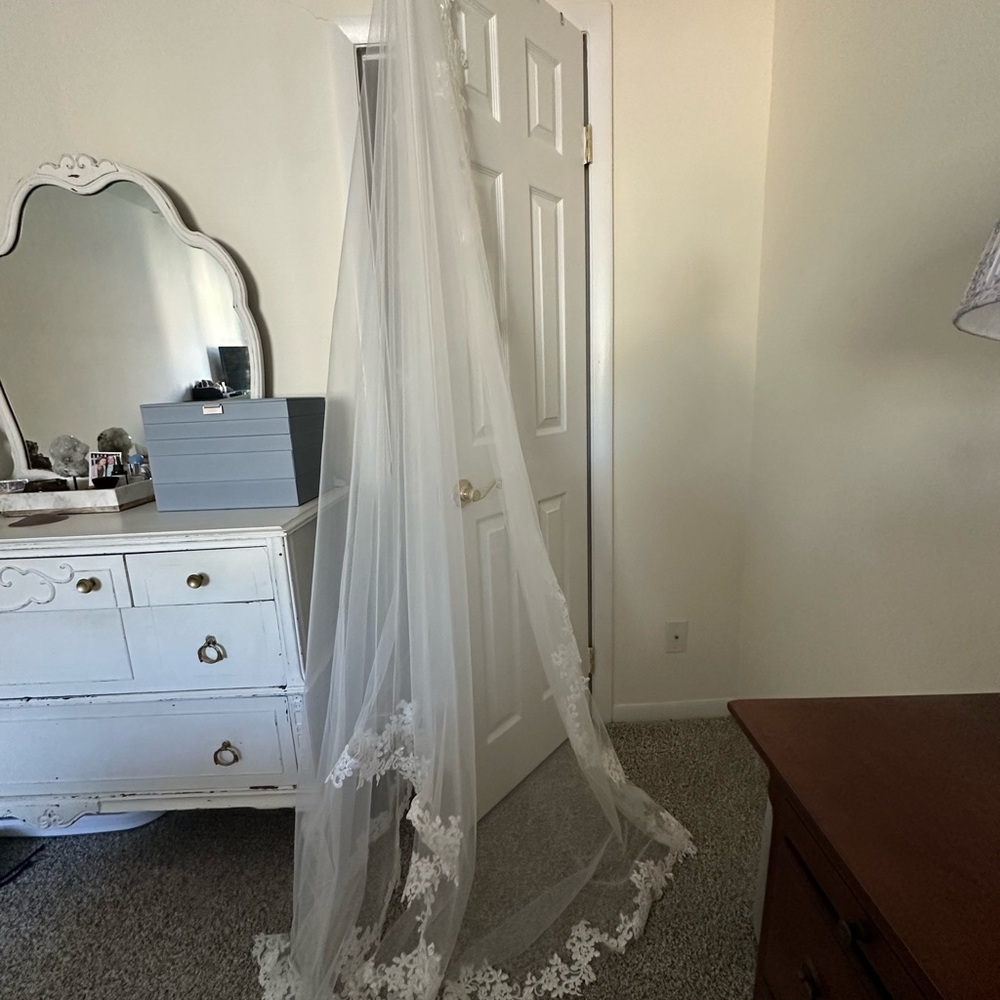 White Cathedral Lace Wedding Veil